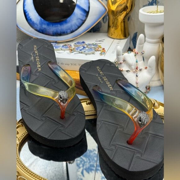 🆕 KURT GEIGER LONDON 🧿 NWOB Japonski Kensington Rainbow Flipflop, Black - Sz 7 - Picture 6 of 12